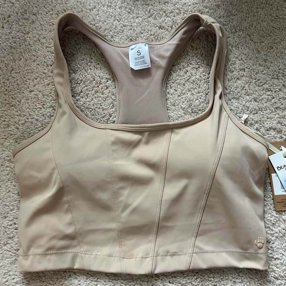 NWT Bearpaw Outdoors Beige Crop Tank with Built- In Bra Size Small RARE 🐾